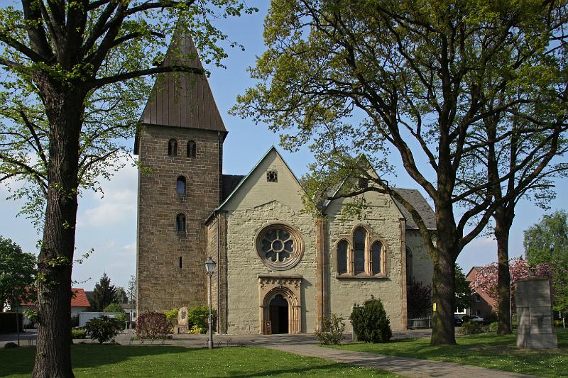 Ev.Margaretenkirche.JPG - Ev.Margaretenkirche in Kamen-Methler